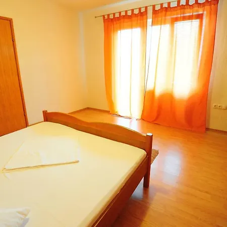 Apartament Margeta *